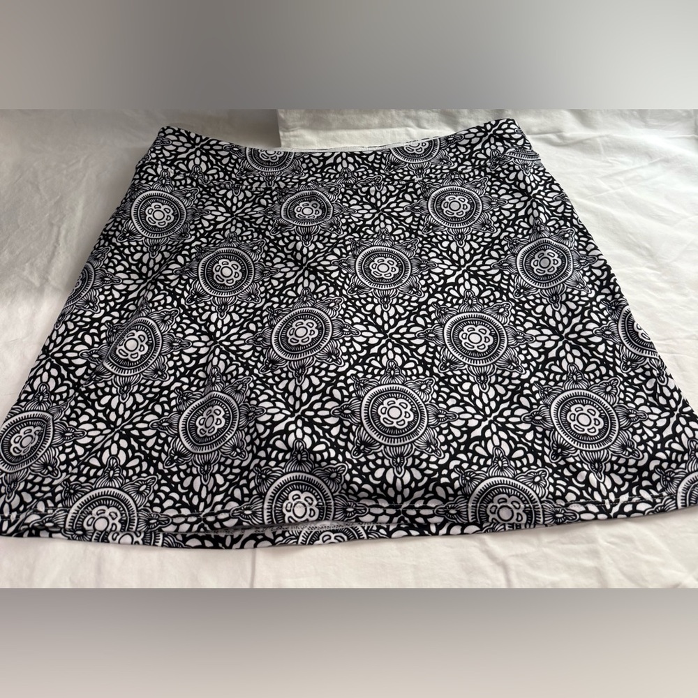Soybu Black and White Mini A-Line Skirt